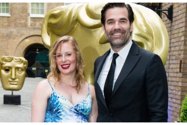 Who is Rob Delaney wife Leah Delaney