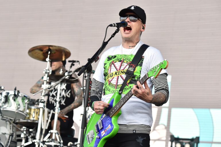 where-did-matt-skiba-go-to-college-and-high-school-did-matt-skiba-go-to-high-school