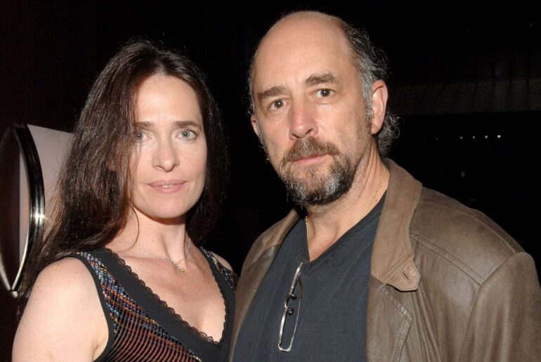 Richard Schiff and His Wife Sheila Kelley b8af03d0a87e4f1886b2e06eb97a4e3e