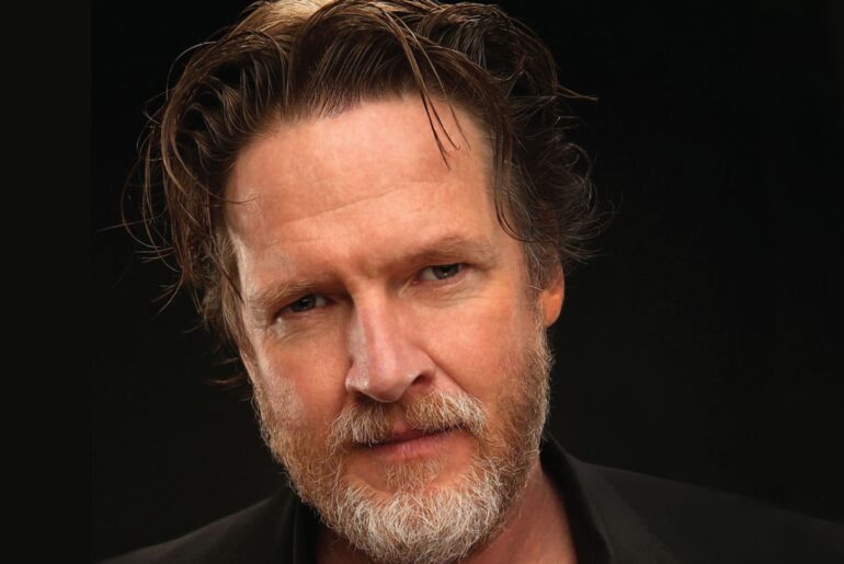 f emmymag Donal Logue 900x600 1