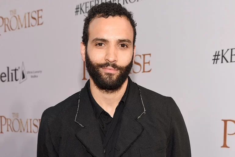 Marwan Kenzari Height 1