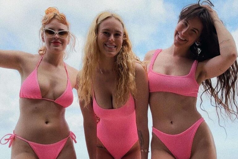 Rumer Willis’ Daughter and Her Sisters Don Coordinating Swimsuits: ‘On Wednesdays We Wear Pink'